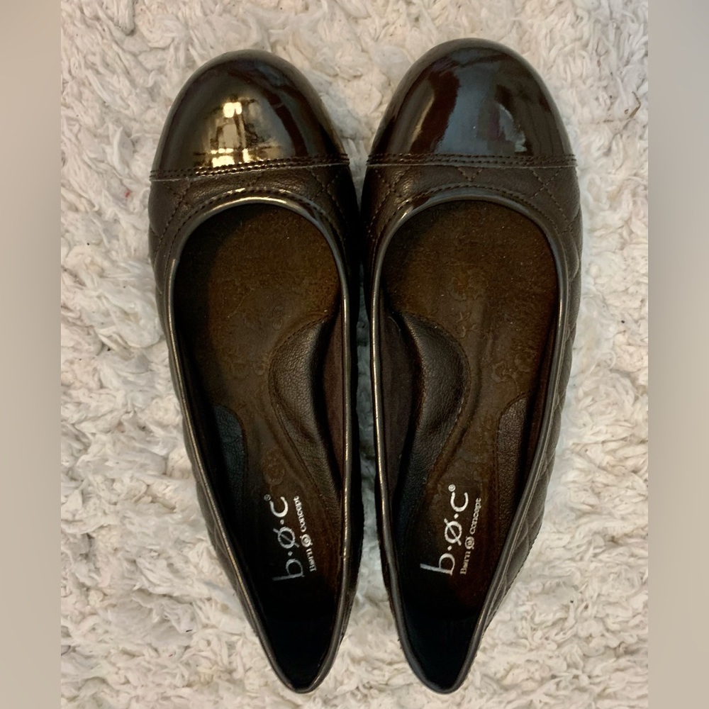 Lightly Worn Size 7 boc Quilted Flats